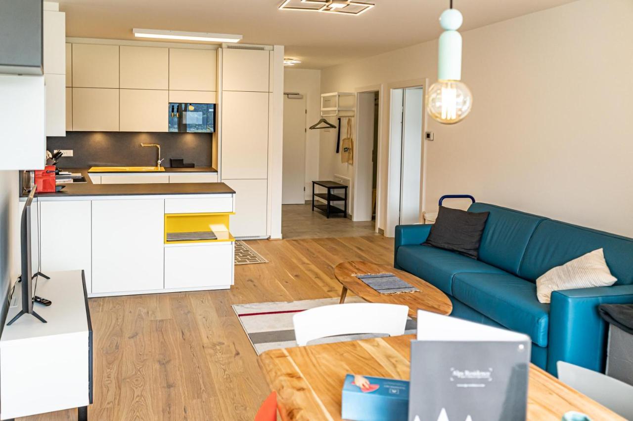 Top 5 Alpe Maritima - Traumhafte Ferienwohnung Mit Seeblick Und Bergkulisse Am Ossiacher See Annenheim Dış mekan fotoğraf
